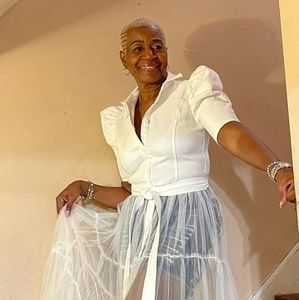 Meet your Posher, Verna